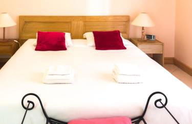 Exclusive Authentic Riviera Villa - Private Pool, Pétanque Court, Panoramic Mediterranean Sea & Estérel Mountain Views - Foto 21