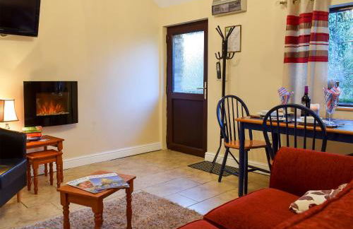 Ty Bach Twt - Foto 1