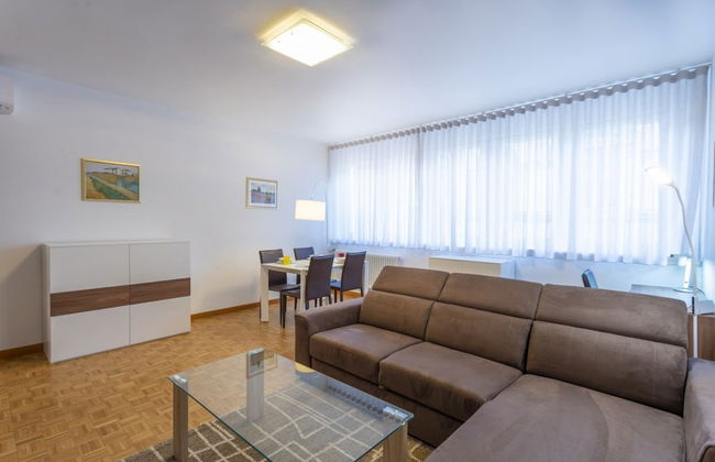 Udine Palazzo d'Aronco Modern Apartment - Foto 9