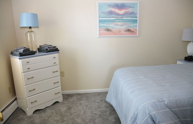 68 East Grand Ave - Photo 6