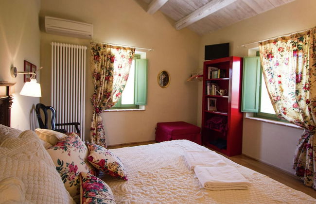 Villa w/ Wine Tours Near Beach - Foto 6