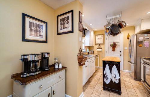 Antique Charm 3BR Gourmet Kitchen & Large Yard - Foto 23