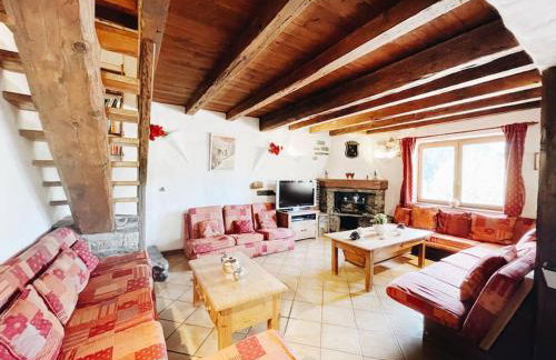 Spacieux Chalet 19pers, Piscine, Jacuzzi, Sauna & Salle de Jeux - Foto 34