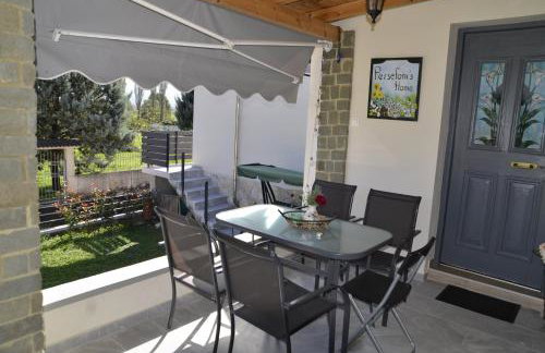 Persefoni's Home - Foto 3