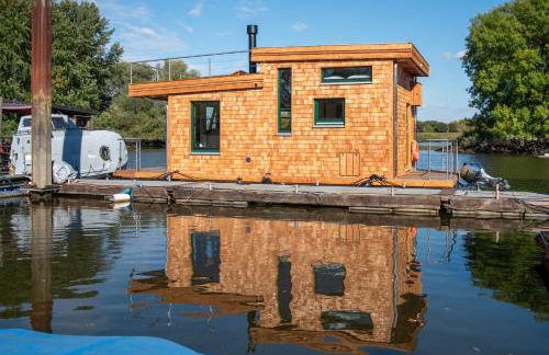 Tiny Hausboot Schwarzwald Maidle mit Dachterrasse und Kamin - Foto 18