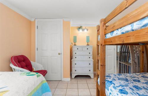 By The Beach by Emerald Isle Realty - Foto 46