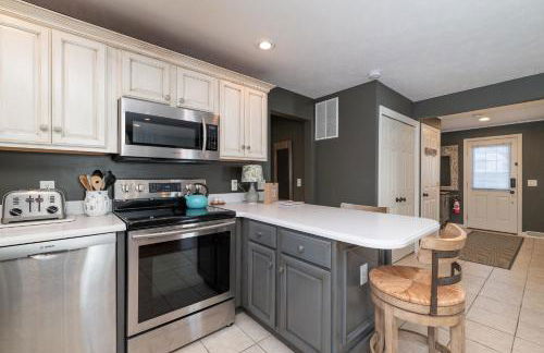 Piccolo Cottage - Great Location - Walking distance to Douglas Beach! - Foto 14