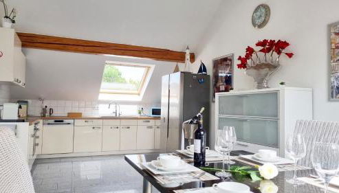 Famous 24h Check-in, 100 qm, Klima, Loggia - Foto 2