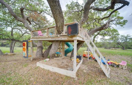 Secluded Country Hideaway with Fire Pit and Pool! - Photo 33