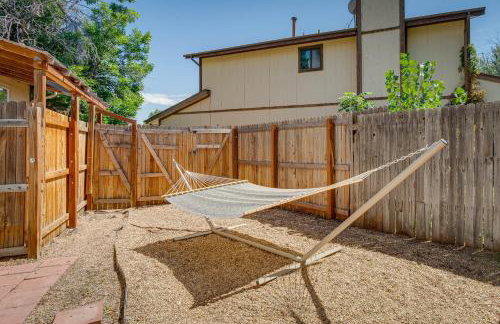 Spacious Aurora Retreat w/ Game Room + Hot Tub! - Foto 42