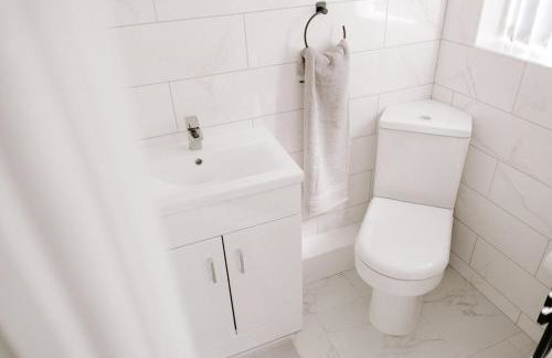 Apsley Way, 5 bed 4 bathroom house - Foto 31