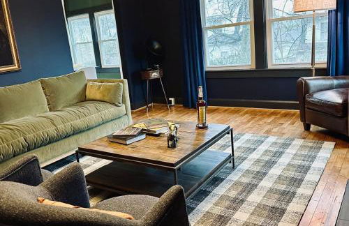 Stylish 3BR with Patio Walk to State Capitol - Foto 5