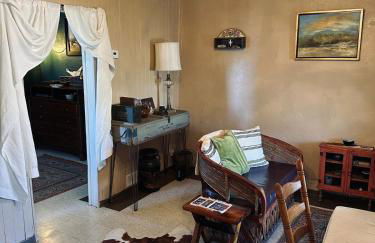 1900s Miner's cabin behind Tombstone Brewery - Foto 51