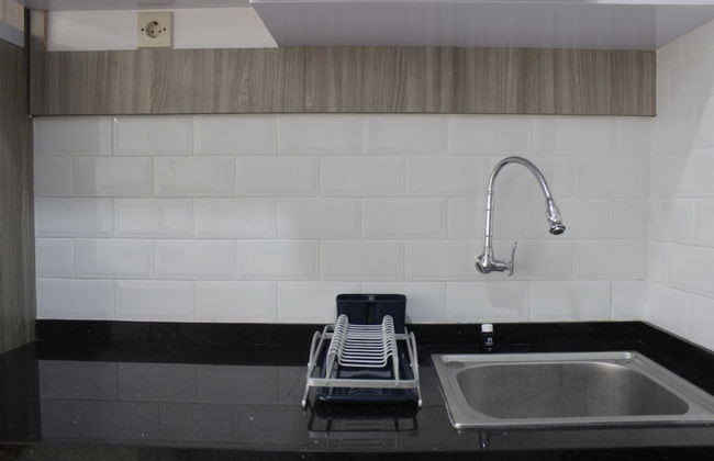 Spacious And Modern Studio Room Apartment At Grand Asia Afrika - Foto 6