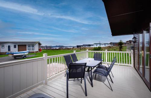 Tranquil Lodge with river views - Foto 8