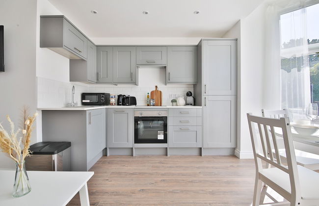 Spacious Apartments with Private Parking - Foto 65