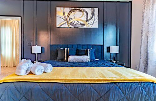 Special Deal! Raleigh Luxe Family Retreat, 15 Min to Downtown, Kids Gear, Fast WiFi for WFH, EV & Pet Friendly - Foto 3