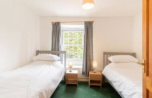 Lolgorien, West Cornwall, Sleeps 8 - Foto 57