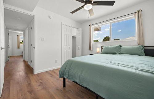 Modern 5BR Retreat l Cozy l Spacious Work-Friendly - Foto 25