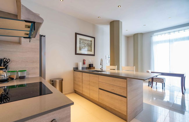 Fabulous Chic Apartment Filled w Natural Light at Famous Handelskade - Foto 7