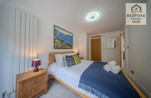 Modern 4 Bed 3 Bath House - 4 Groups with FREE Parking - Central London - Foto 20