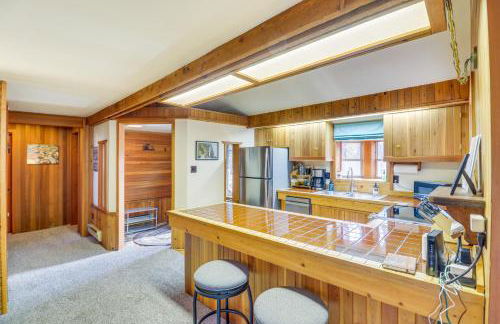 Griz Den Cabin with 2 King Beds Near Glacier! - Photo 9