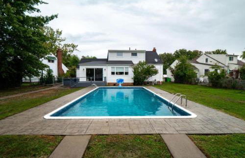 4 Bedroom Pool and Hot Tub Home Near Cleveland - Foto 77