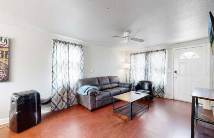 Cool Stay Near Rapids Stadium Ideal for Sports Fans - Foto 5