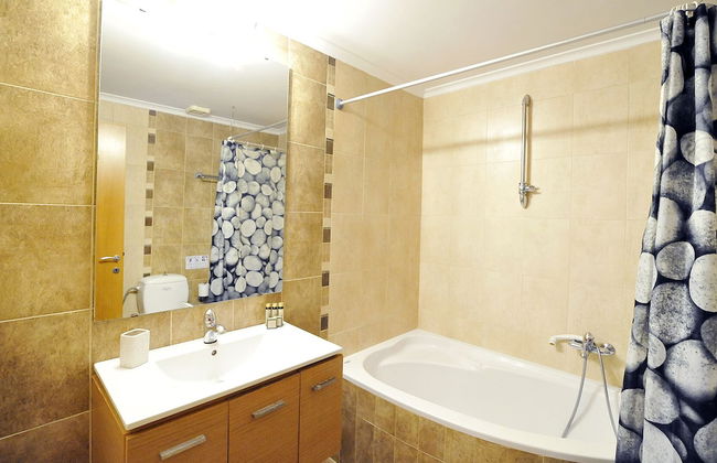 Pyramid City Apartments - Photo 41