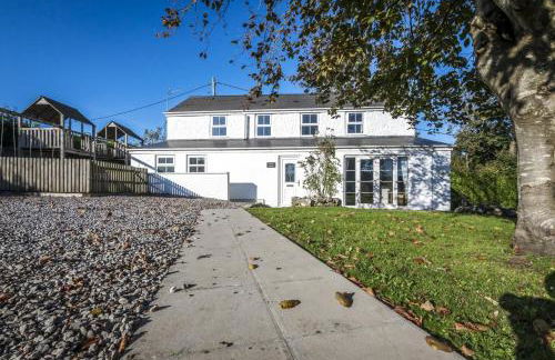 Barn Conversion - Hot Tub - Penally - Tenby - Photo 1
