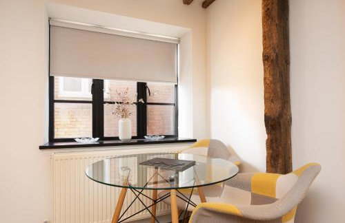 Spacious 1 Bedroom Flats by Banbury High Street - Foto 11