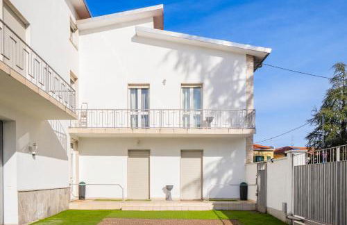 Milano Malpensa 5' - FreePark, Wifi, AC - 3 Suite - Foto 4