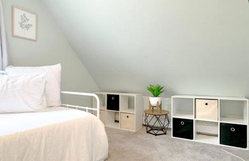 New - Mins to Concord/ Nashua - Walk to Downtown - - Foto 24