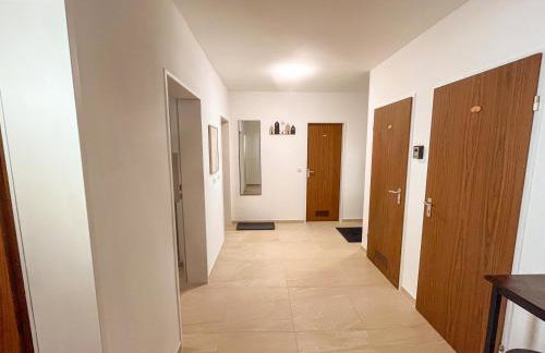 C4S - COME4STAY - Töging - InnStay - 3 Zi Apartment in Töging - 7Personen - Küche - Badezimmer - Balkon - SmartTV - WLAN - Foto 6