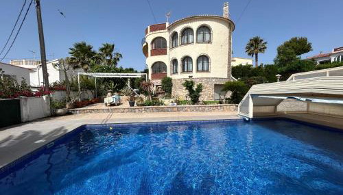 Chalet Los Almendros con piscina privada - Foto 1