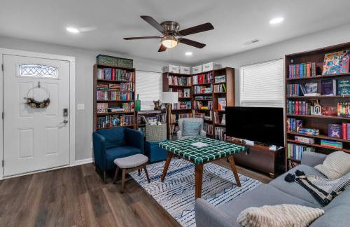 Charming Pet Friendly Concord Retreat home - Foto 16