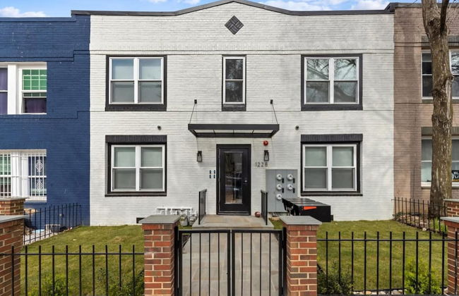 Excellent 2-br Condo in Hip Area of DC - Photo 18