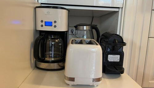 Maison Chevillon - familial, rénové, campagne - 3 étoiles - Foto 5, toaster