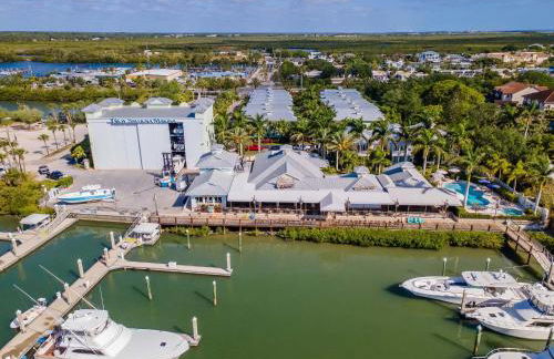 Outriggers 18- Happy Daze - Foto 65