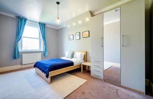 Large 1 Bedroom in Center of London (4) - Photo 22