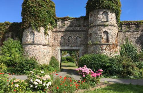 Bay Cottage & Bay Stables - Photo 2