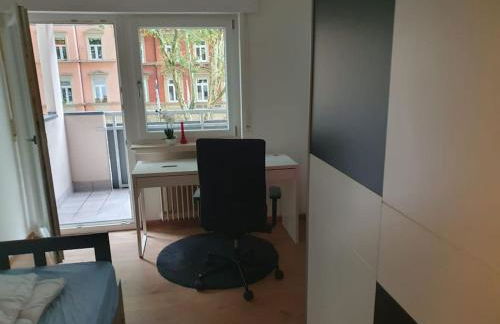 Gemütliche 3-Zimmer-Wohnung mit TG-Stellplatz - Top-Lage in Karlsruhe - Foto 17