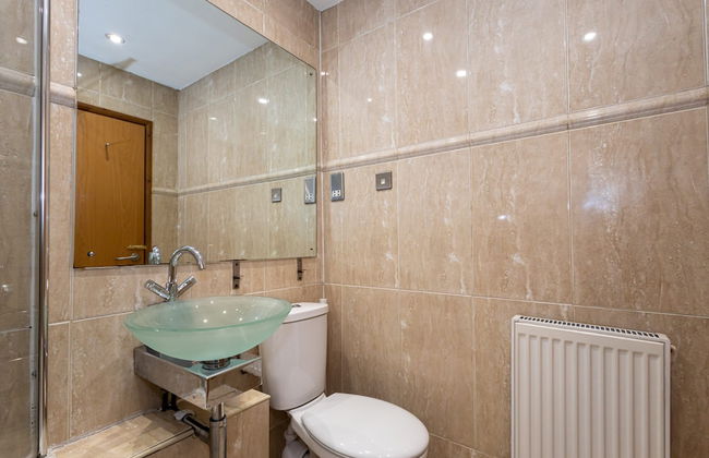 Cosy Spacious Duplex Apartment Near Salford Royal - Foto 16