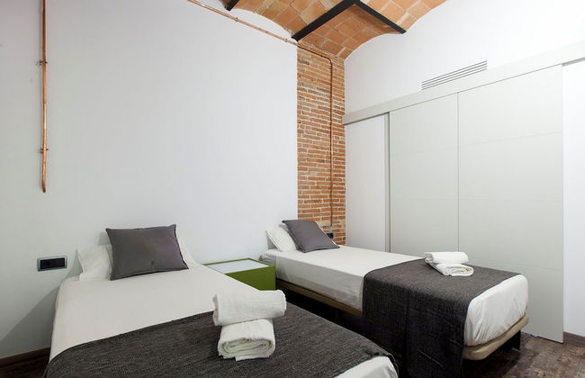 AB Paral·lel Spacious Apartments - Photo 35