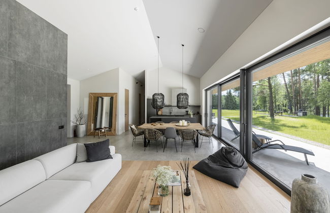 The Lake. Unique Waterfront Villa - Photo 19