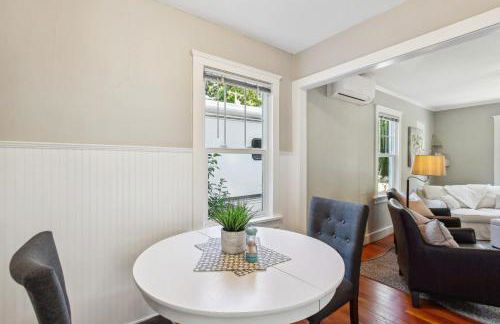 Charming Eugene Retreat Private Hot Tub and Yard! - Photo 8