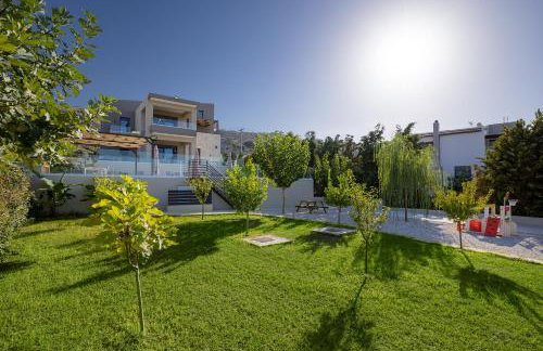 Chris and Stratos villa with private ecologic pool and kid's playground! - Foto 15