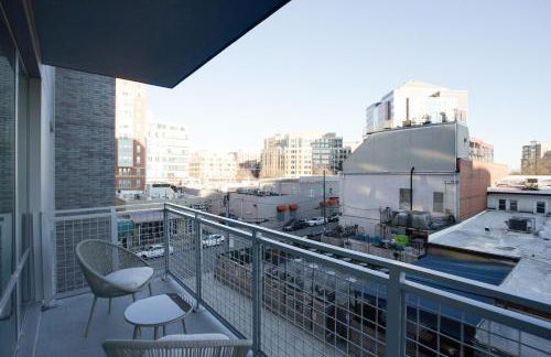Prime Metro Proximity - Condo at Clarendon - Foto 29