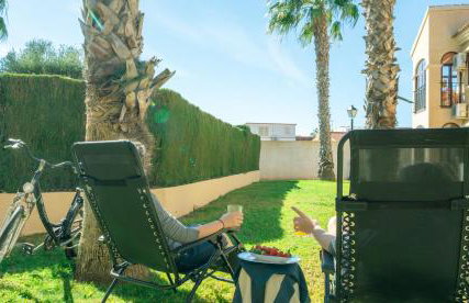 Club Salino Hideaway-Your Peaceful Retreat with Pool in Torrevieja - Photo 19