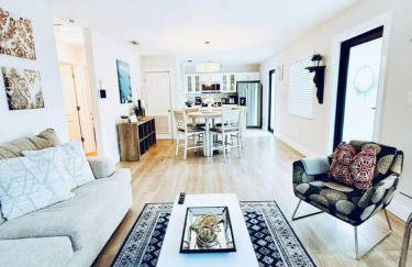 Quiet retreat near Coconut Grove free parking - Photo 45